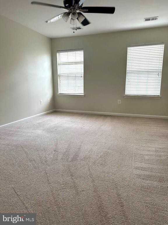 1310 Saunders Dr - Photo 4 of 30