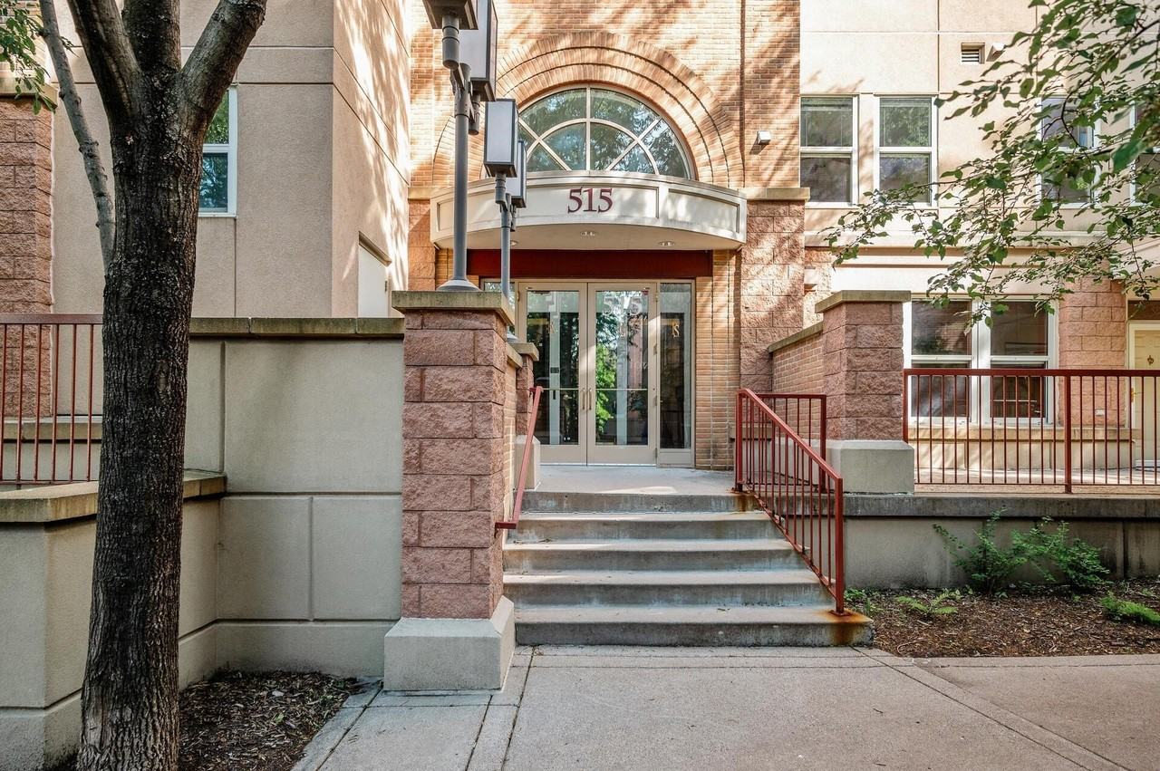 515 N 1st St #405 - Photo 5 of 45