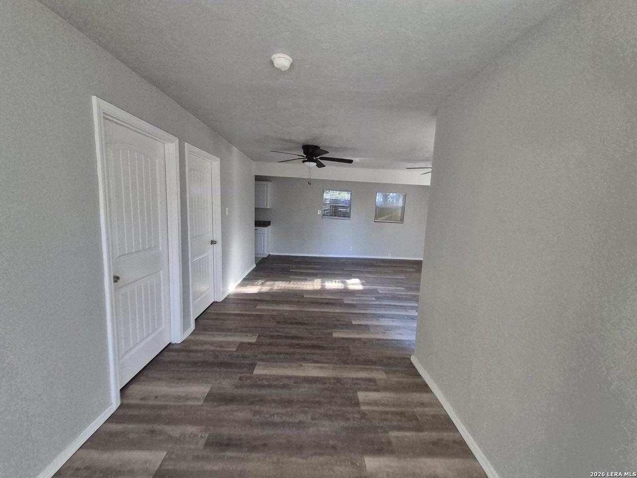 3723 W Martin St - Photo 5 of 21