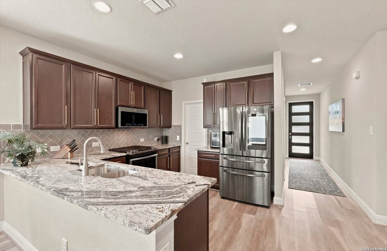 227 Wickersham - Photo 6 of 29