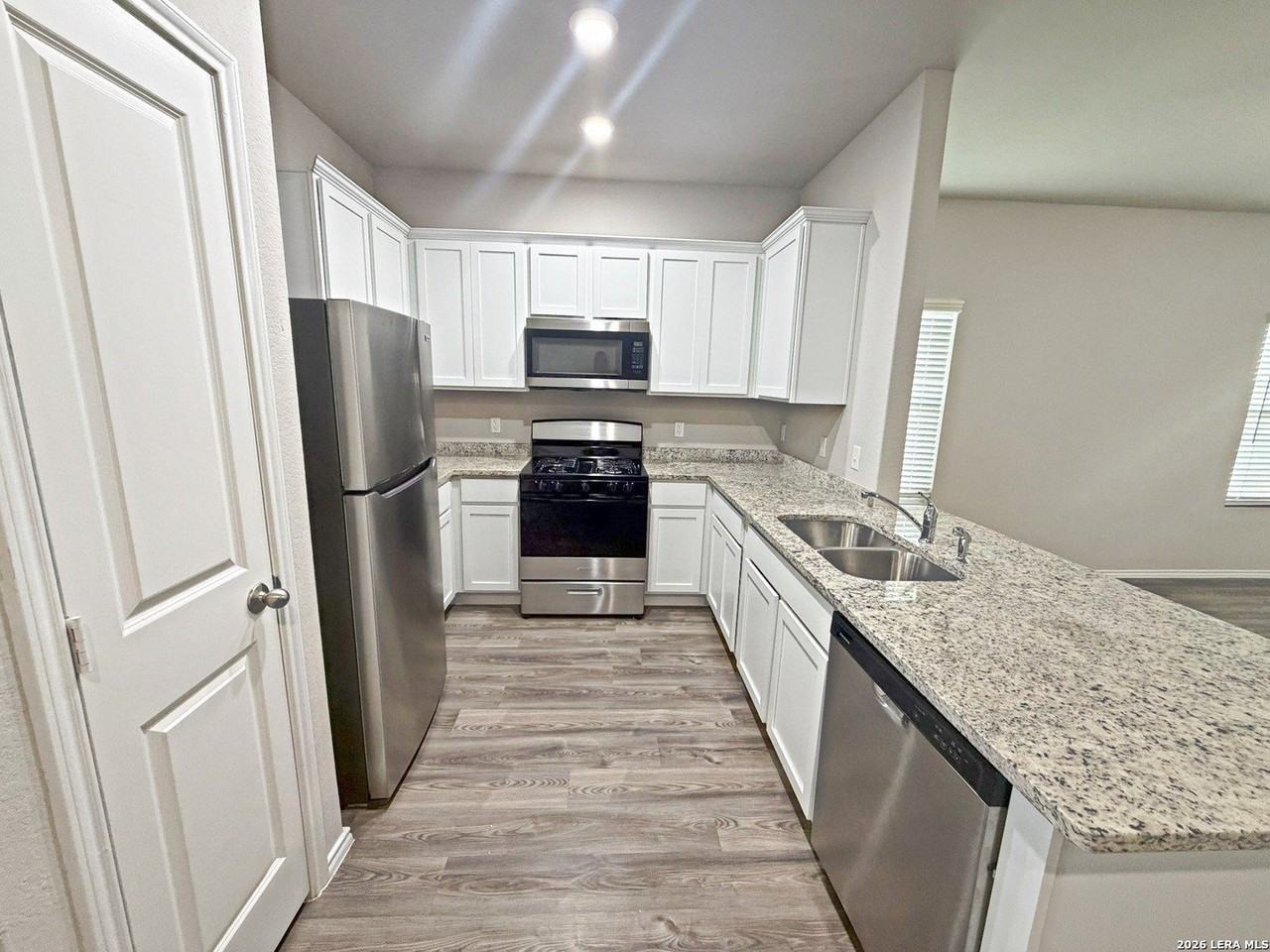 254 Marigold Pl - Photo 7 of 19