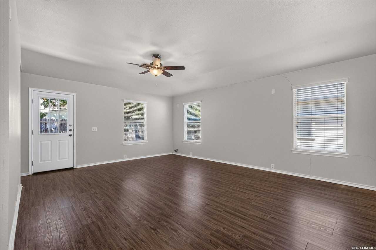 5240 Brookline - Photo 5 of 31