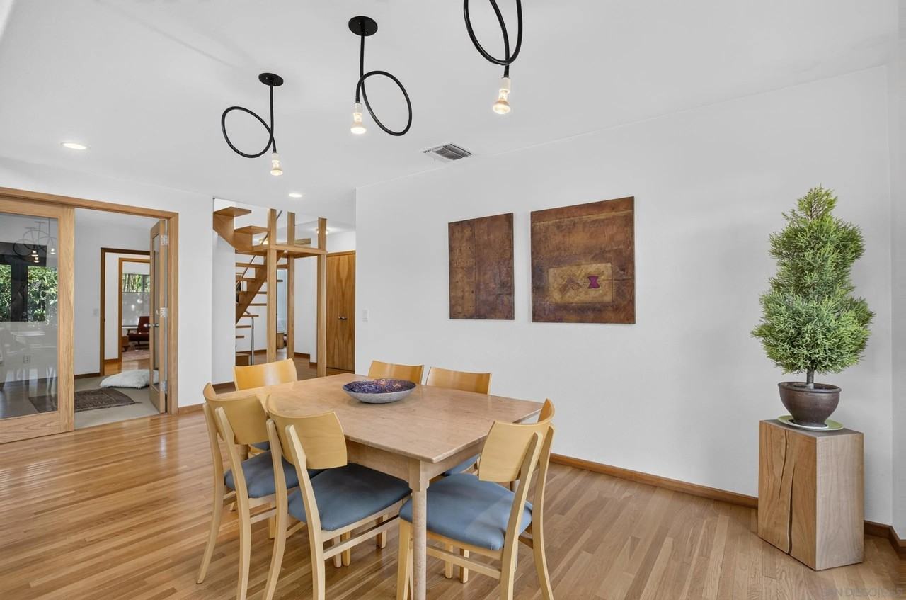 274 Sharp Pl - Photo 5 of 33