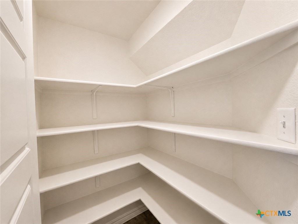 3809 American Elm Dr #B - Photo 7 of 27