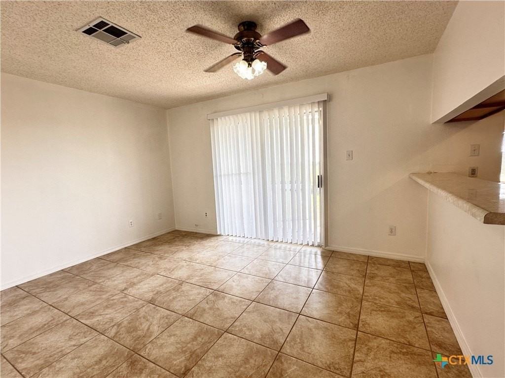 156 Stockmen Ln - Photo 6 of 17
