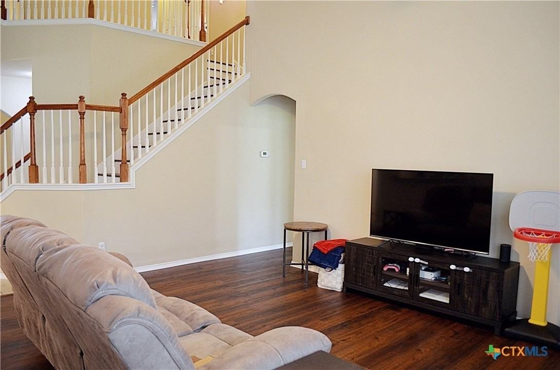 5407 Sulfur Spring Dr - Photo 7 of 37