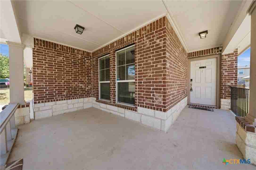 9513 Fratelli Ct - Photo 6 of 32