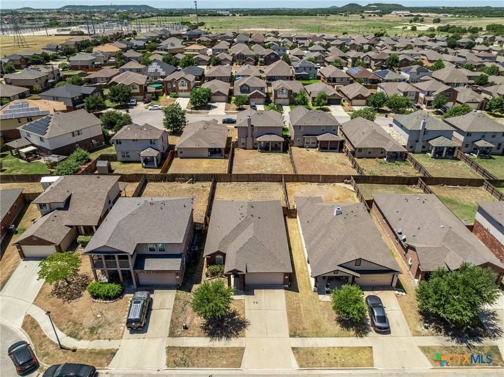 9611 Fratelli Ct - Photo 4 of 27