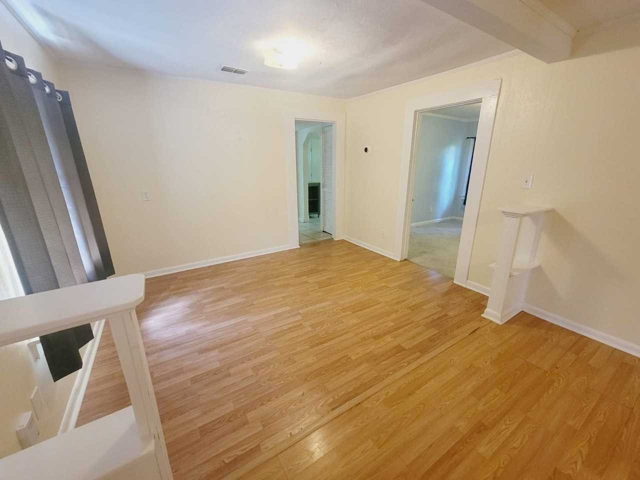 722 Dover St - Photo 4 of 21