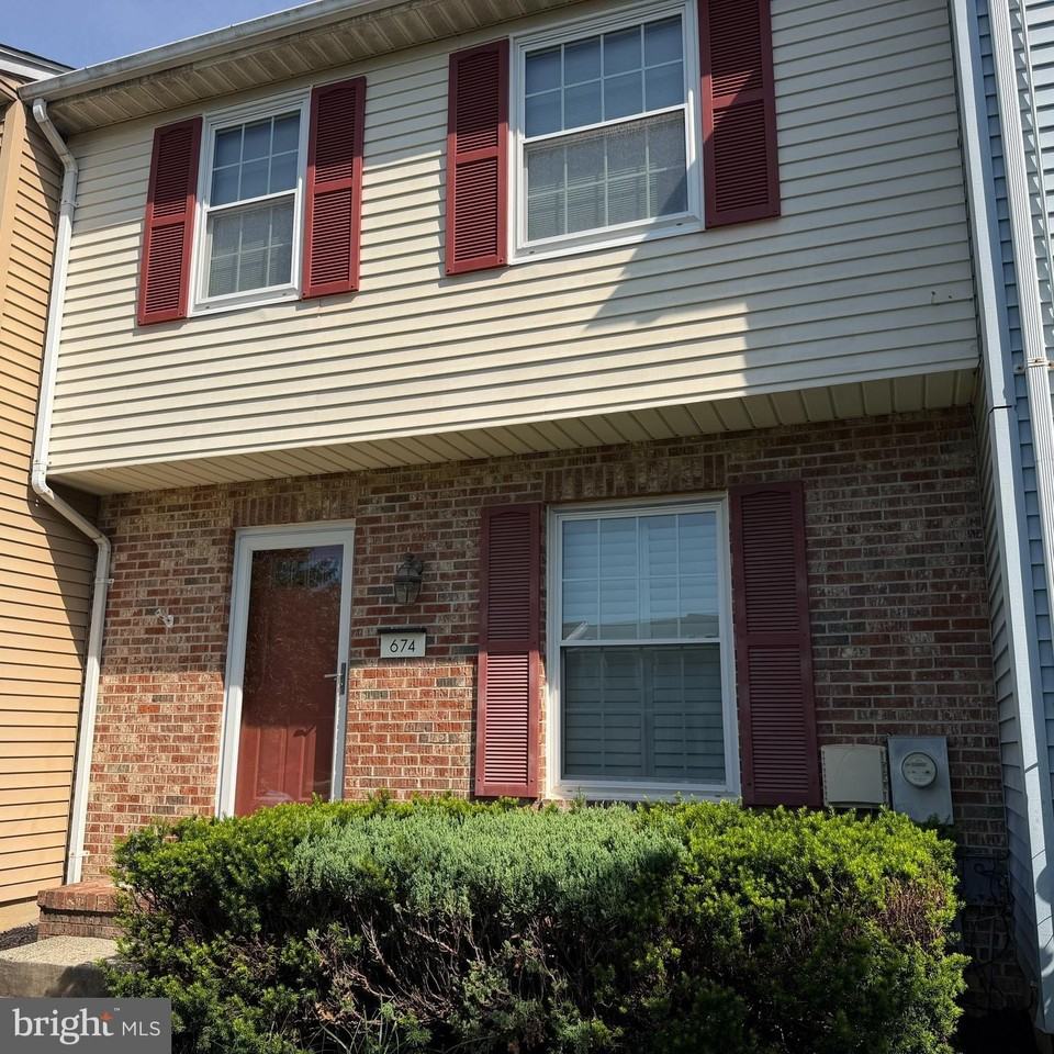 674 Cog Ct - Photo 2 of 20