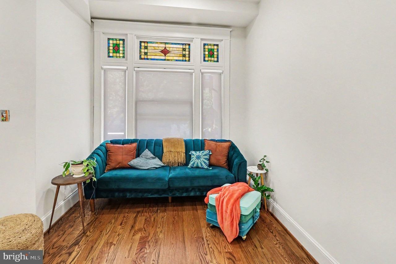2411 Madison Ave - Photo 4 of 40