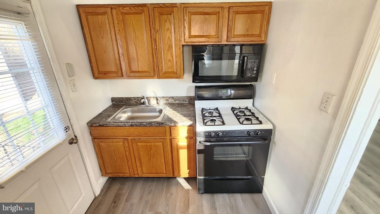 4518 Fairfax Rd #1 - Photo 5 of 10
