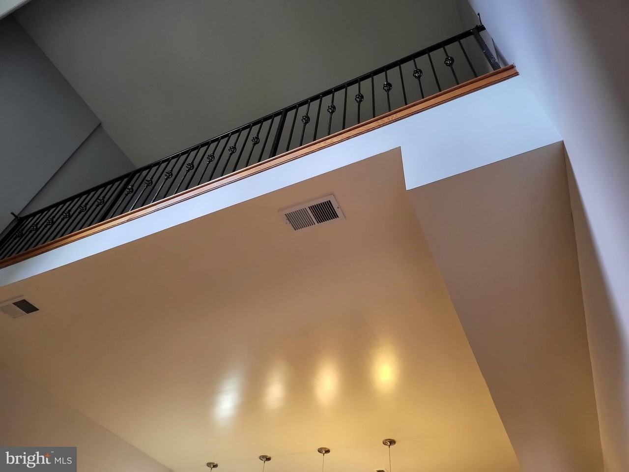 507 S Bond St - Photo 5 of 26