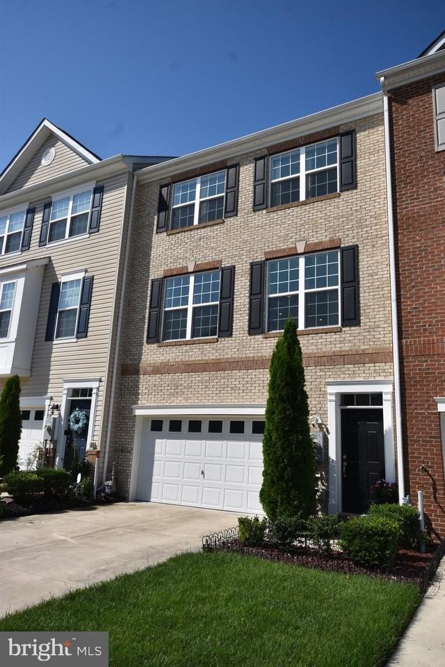 936 Ramble Run Rd - Photo 3 of 49