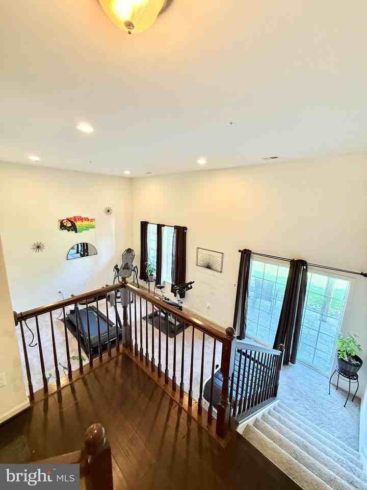 936 Ramble Run Rd - Photo 7 of 49