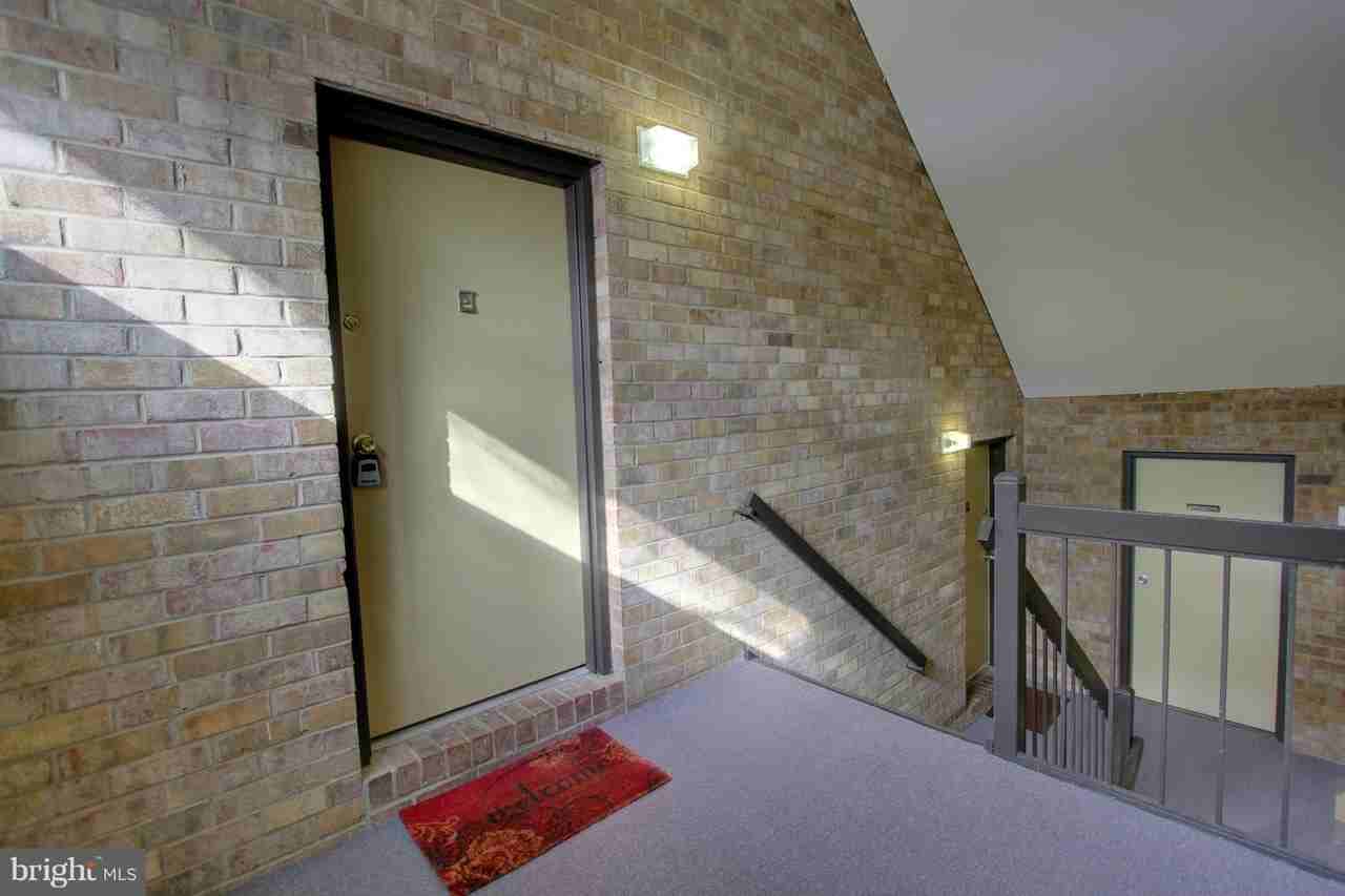 10566 Twin Rivers Rd #F1 - Photo 3 of 35