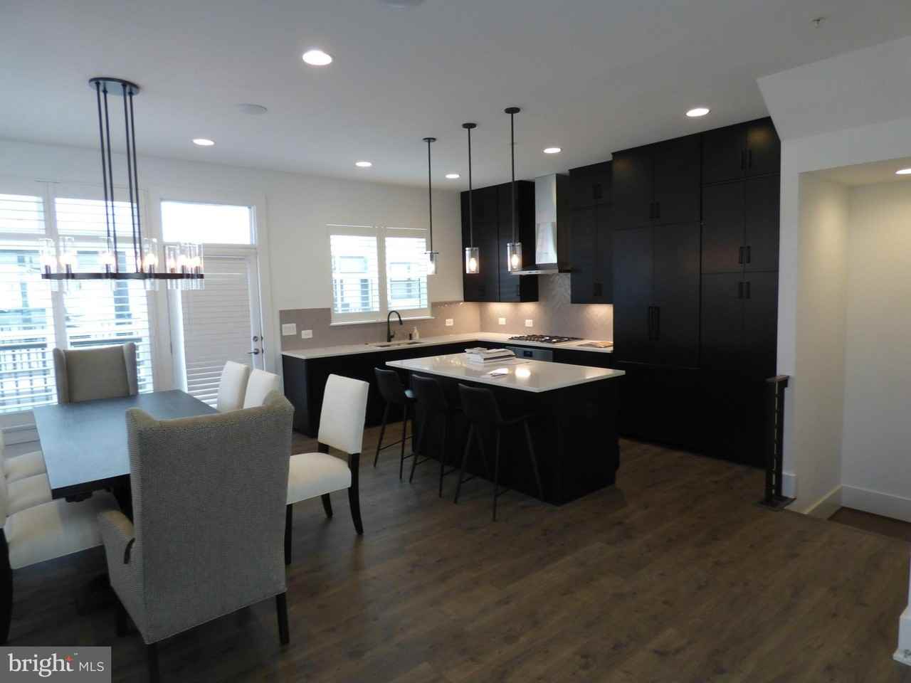 11360 Emerald Park Rd - Photo 5 of 33