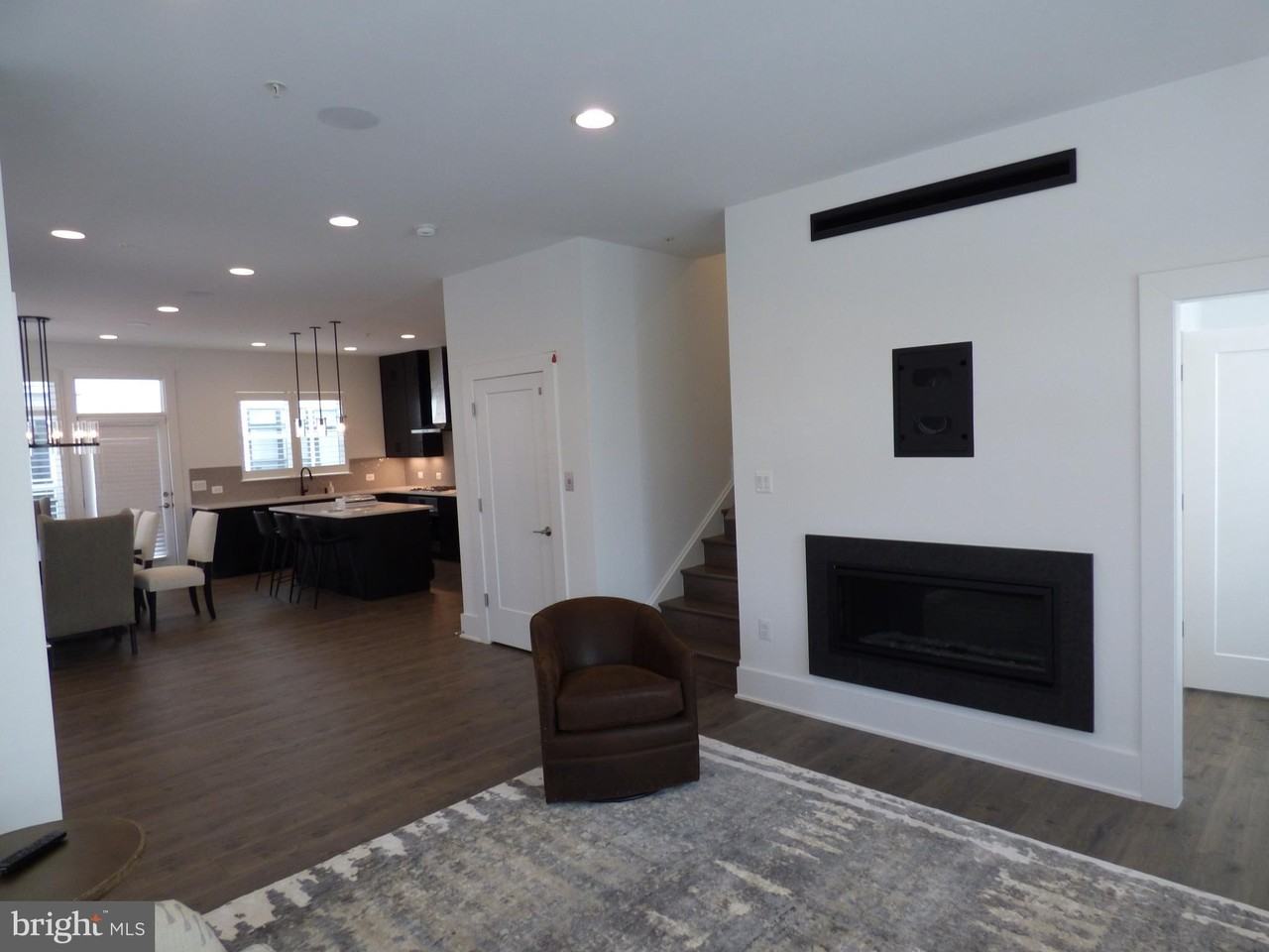 11360 Emerald Park Rd - Photo 7 of 33