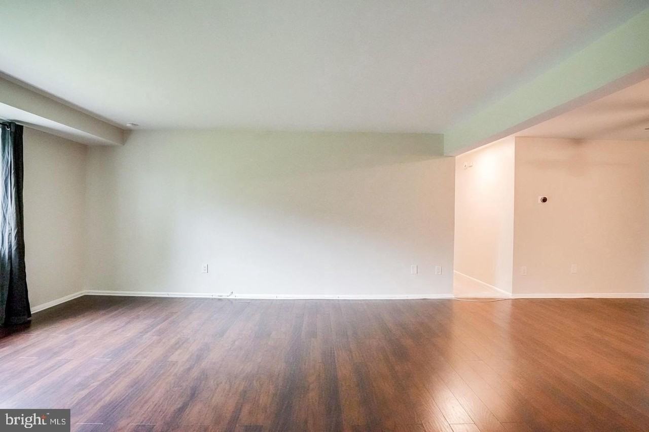 5414 85th Ave #101 - Photo 2 of 24