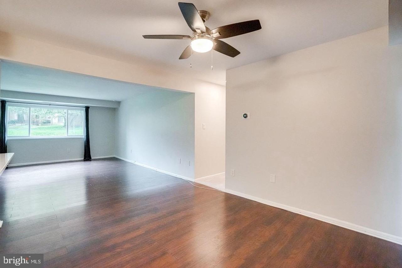 5414 85th Ave #101 - Photo 6 of 24