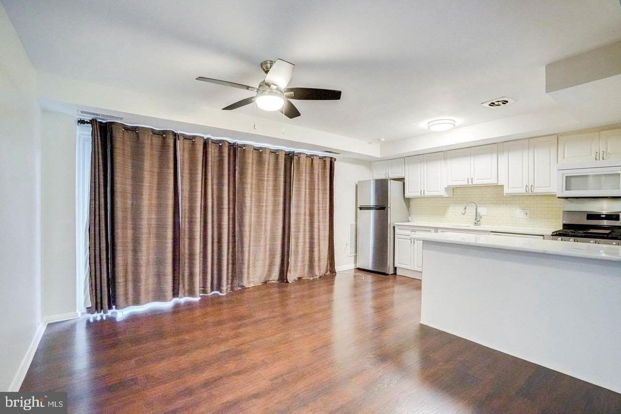 5414 85th Ave #101 - Photo 7 of 24