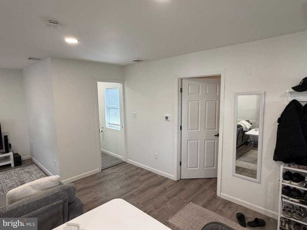 564 Street Rd - Photo 3 of 13