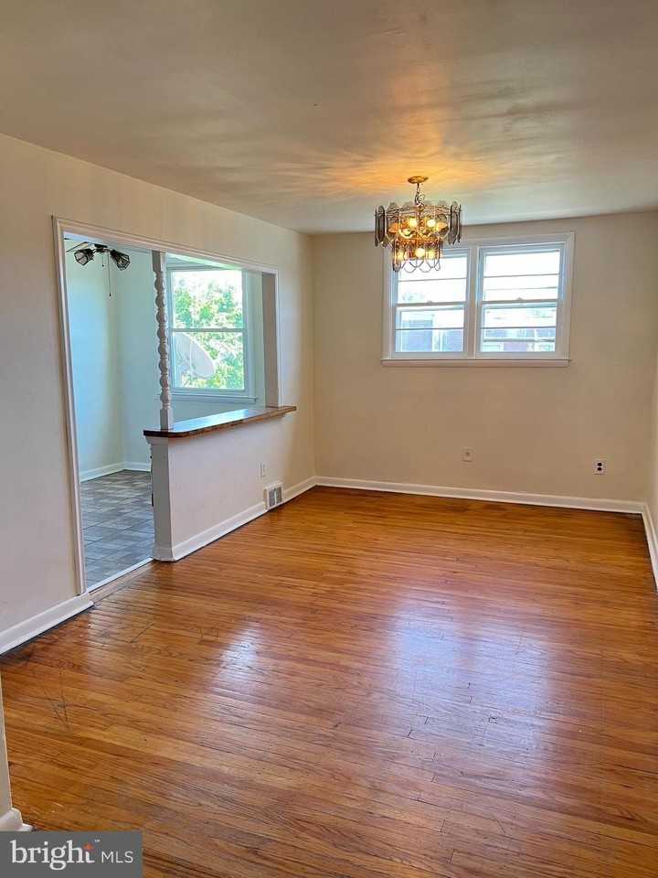 4004 Gideon Rd - Photo 3 of 18