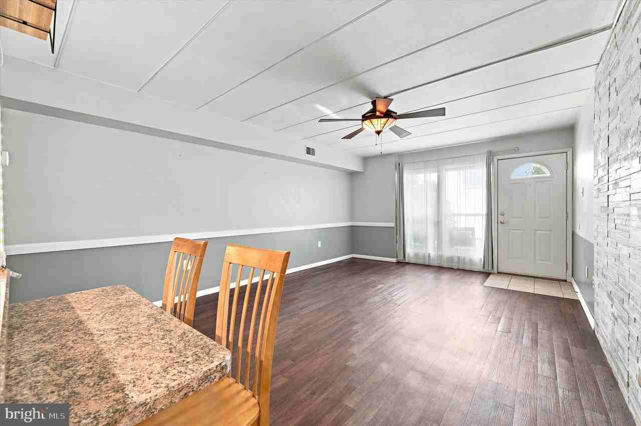 233 Township Line Rd #5B - Photo 3 of 15