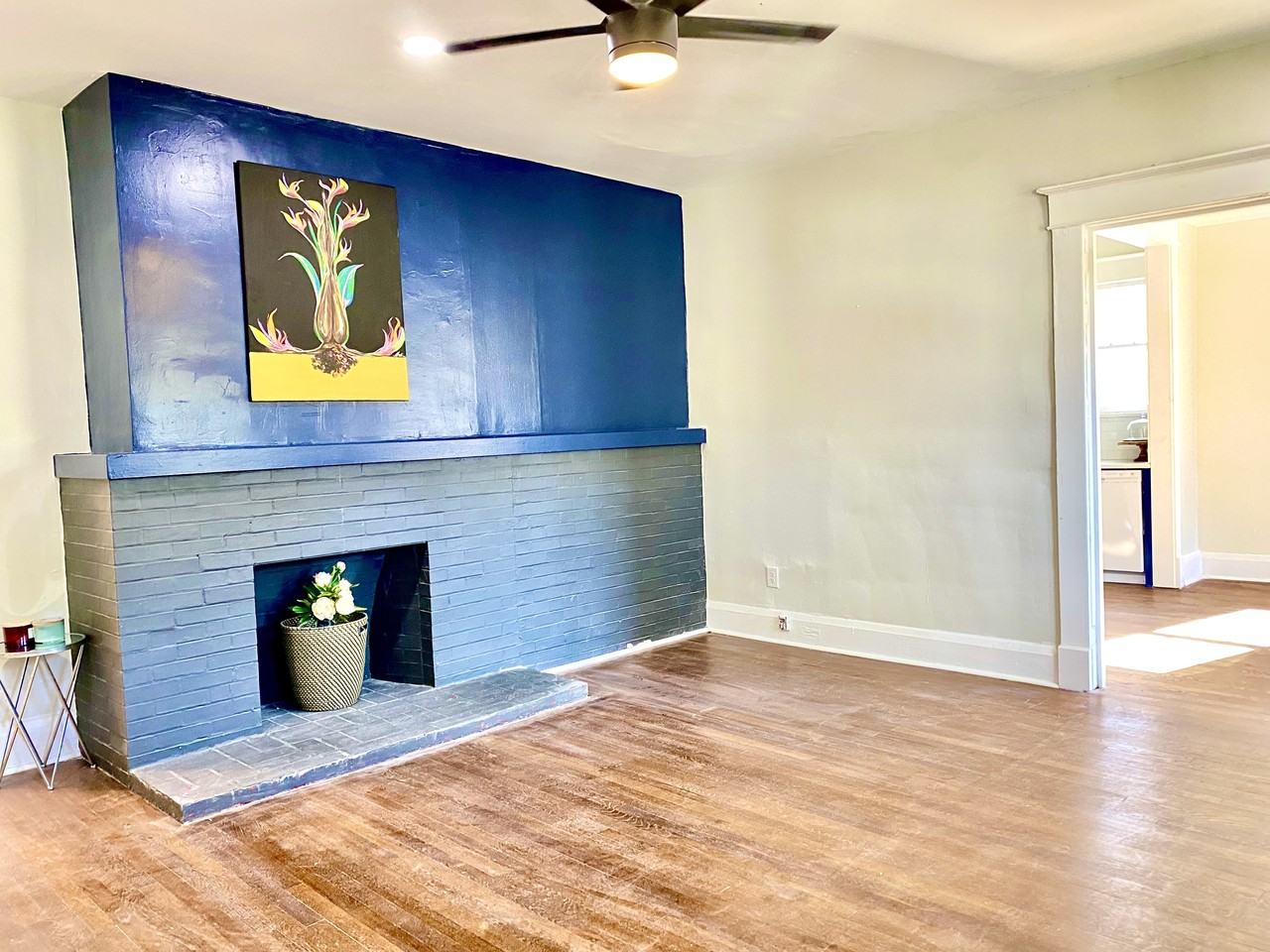 656 Cascade Avenue Southwest - Photo 2 of 14