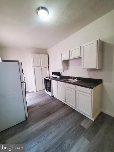 913 W College Ave #1 - Photo 2 of 5