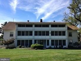 424 Linden Ave - Photo 1 of 1