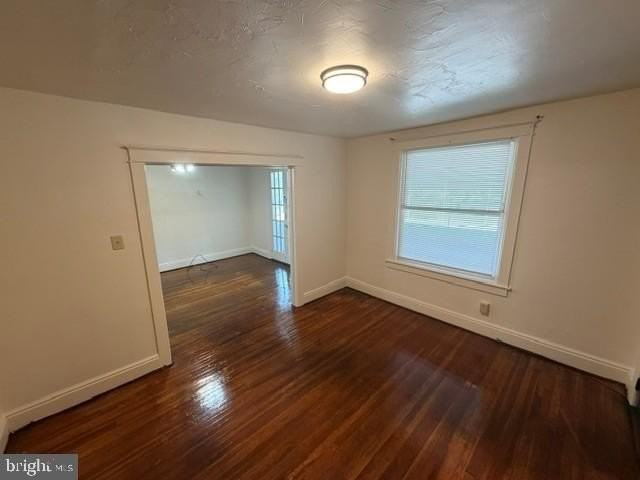 424 Linden Ave #3rdFLFRONT - Photo 2 of 9