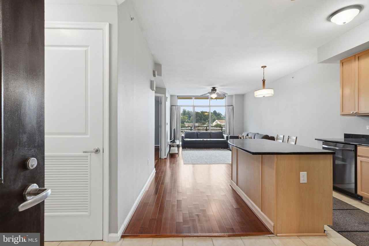 2720 S Arlington Mill Dr #706 - Photo 4 of 48