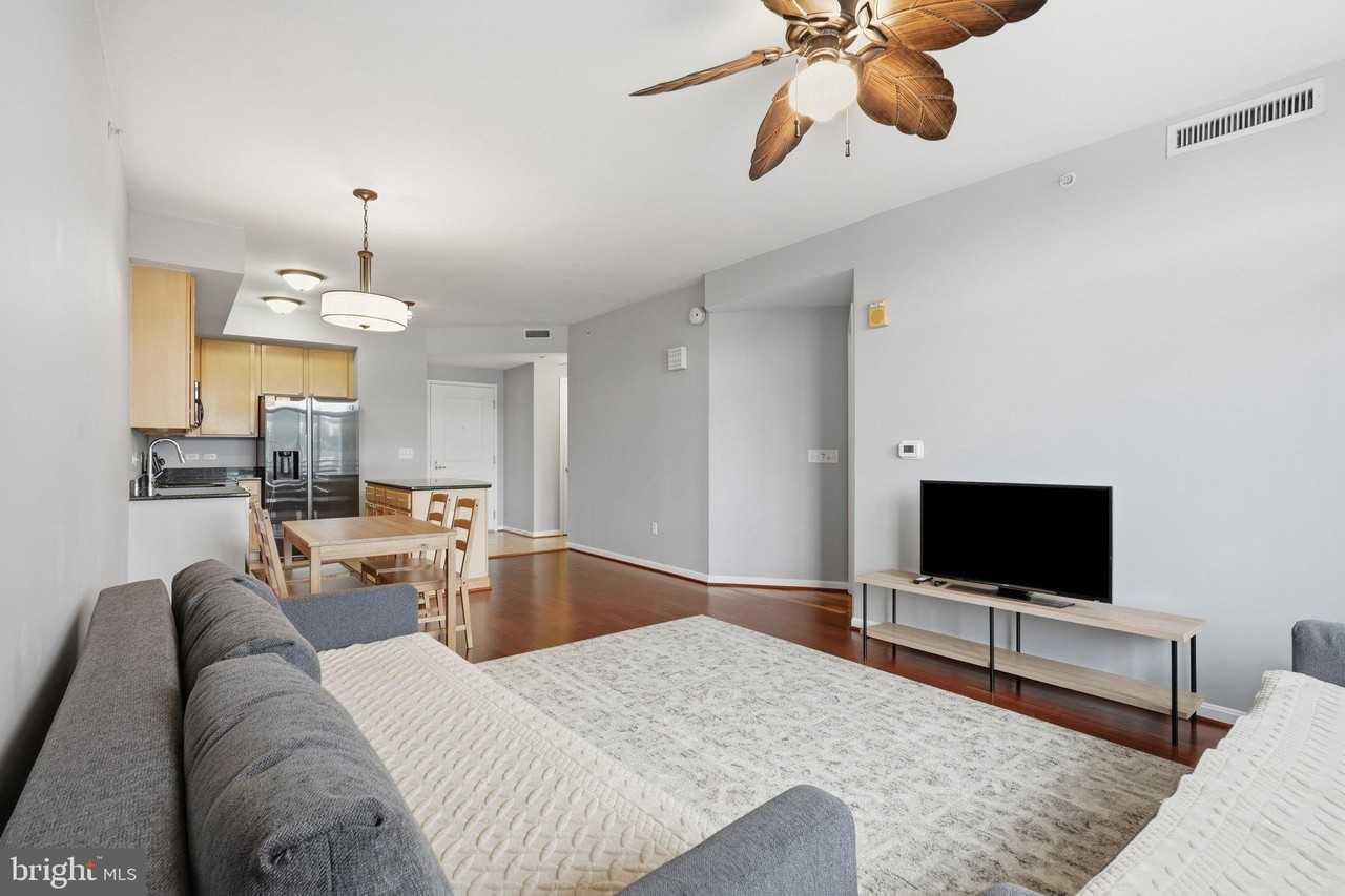 2720 S Arlington Mill Dr #706 - Photo 7 of 48