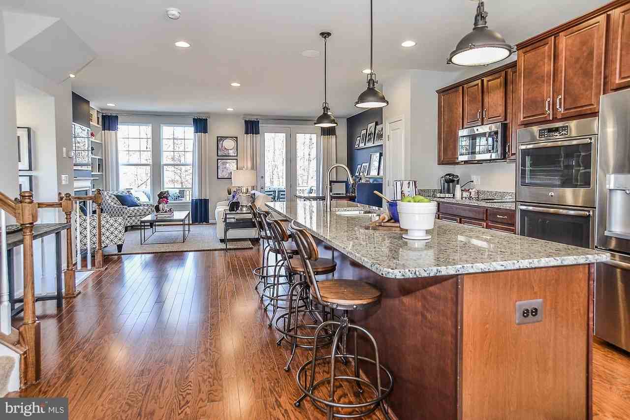 117 Sequoia Dr - Photo 4 of 25