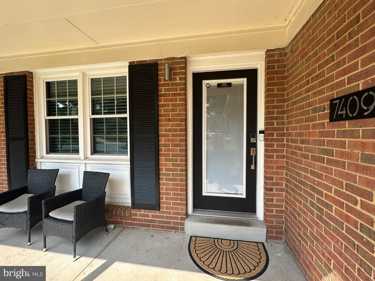 7409 Reservation Dr - Photo 3 of 13