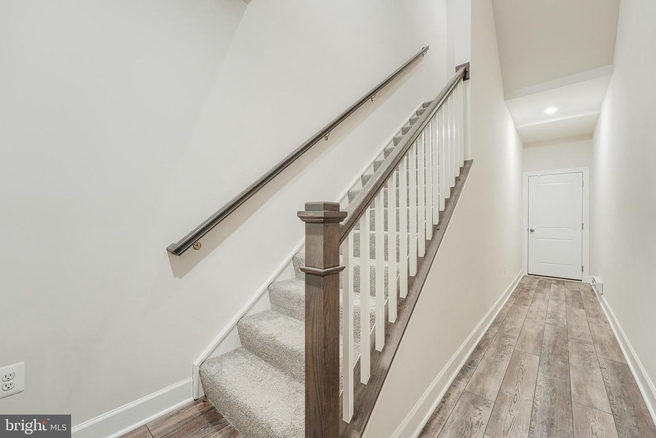 43453 Stonewood Crossing Ter - Photo 3 of 46