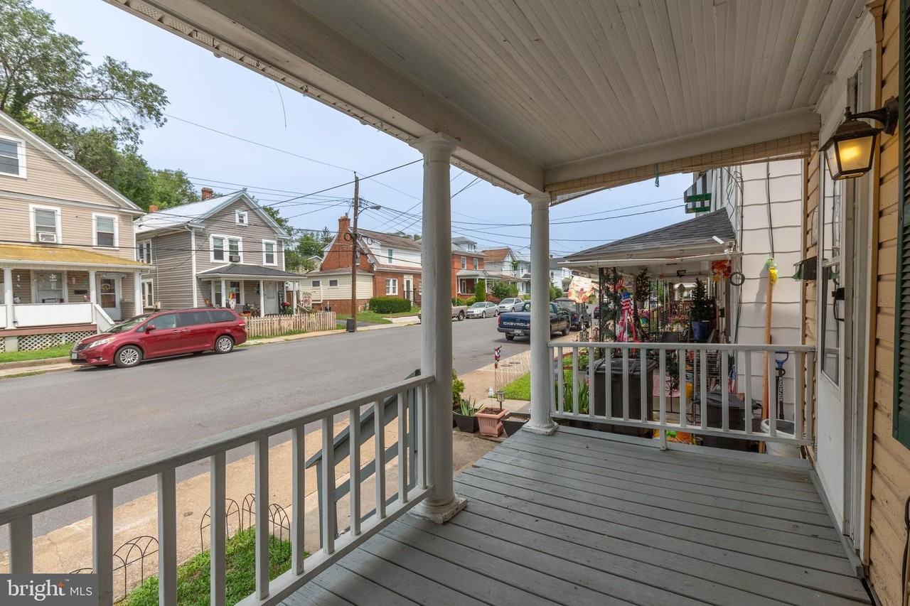 124 S Kentucky Ave - Photo 5 of 26
