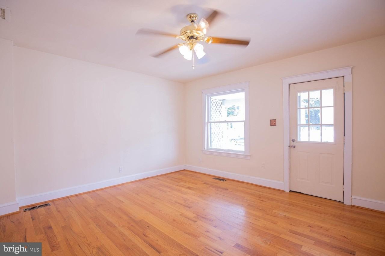 124 S Kentucky Ave - Photo 6 of 26