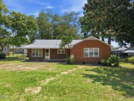 featured image of 1305 Erwin Rd