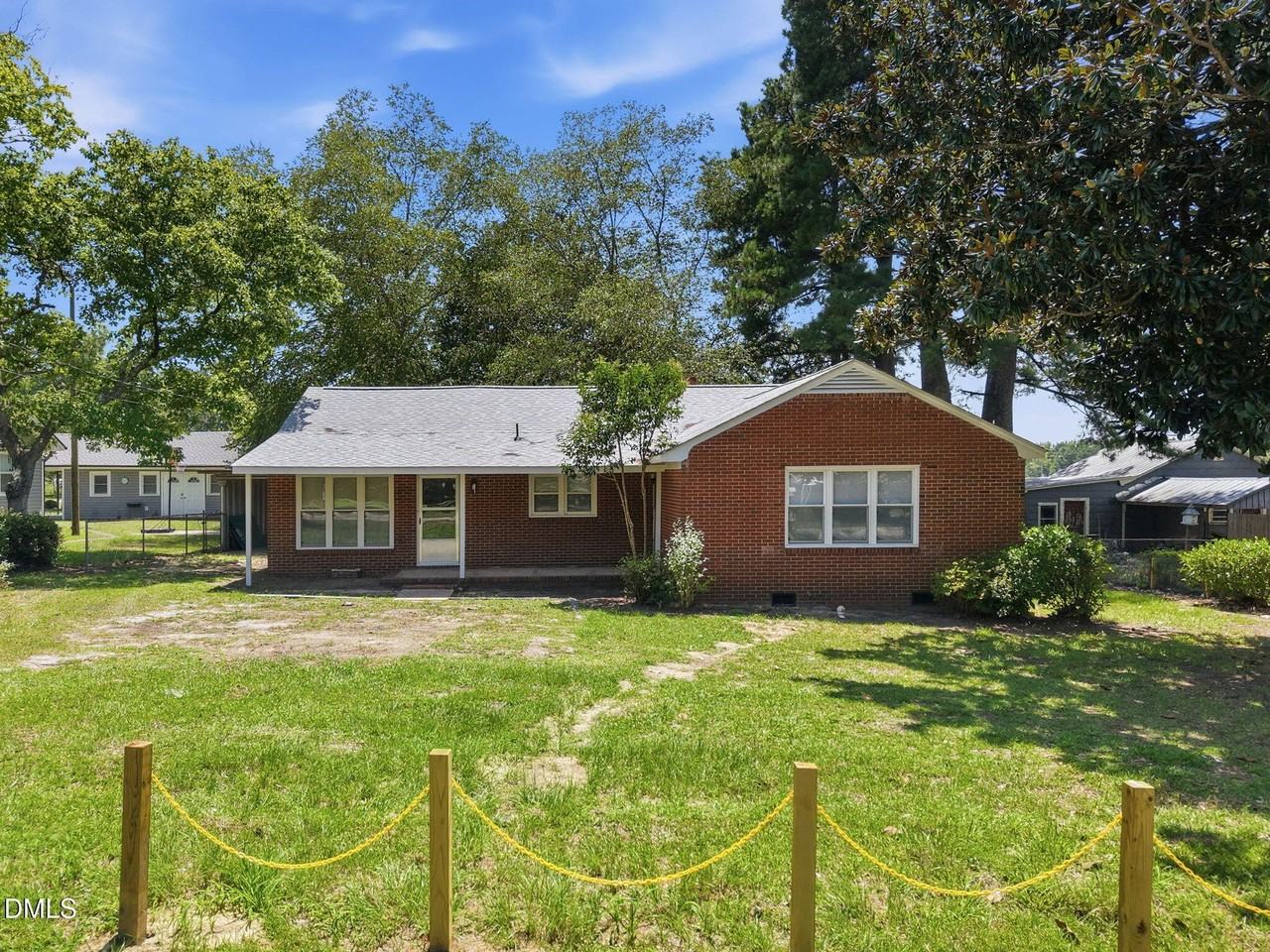 1305 Erwin Rd - Photo 2 of 50