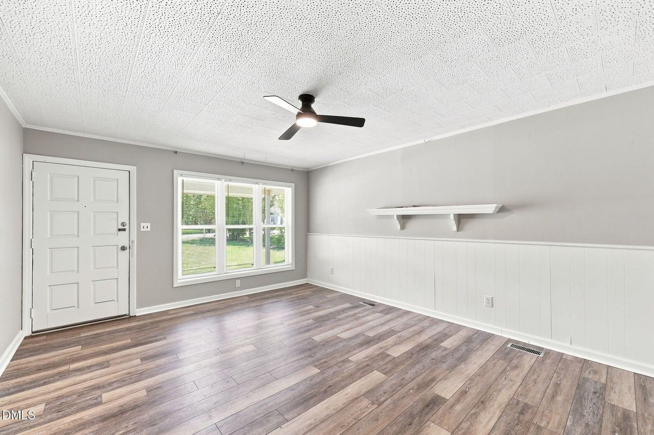 1305 Erwin Rd - Photo 5 of 50