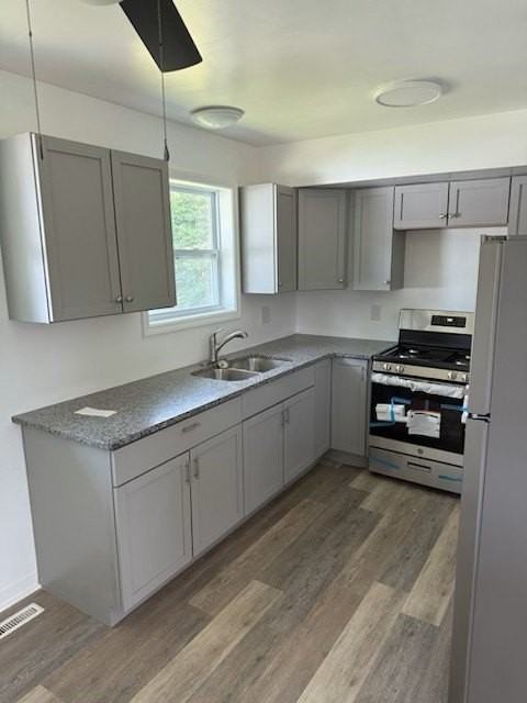 2870 Patterson Dr - Photo 3 of 12