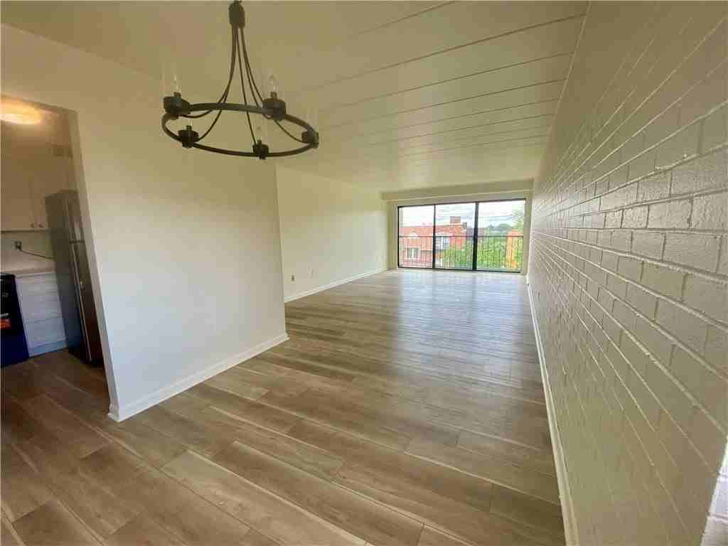 53 Academy Ave #401 - Photo 4 of 8