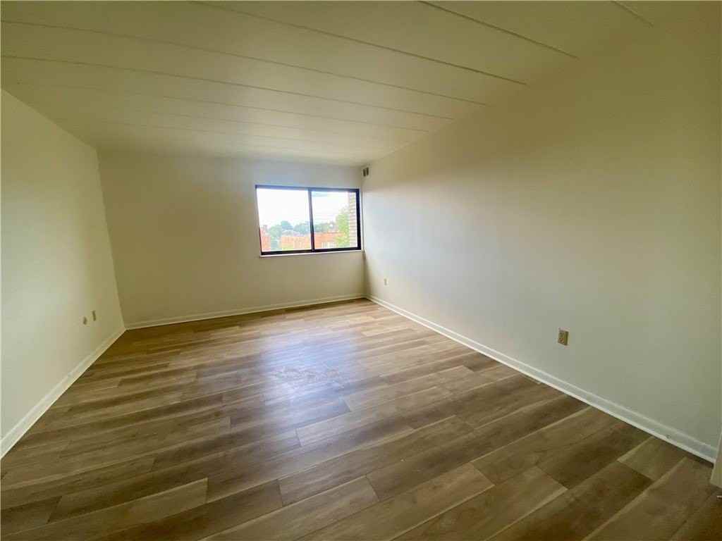 53 Academy Ave #401 - Photo 5 of 8