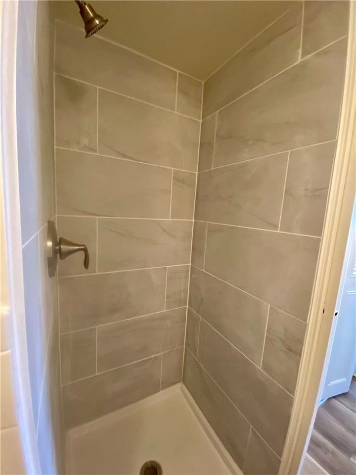 53 Academy Ave #401 - Photo 7 of 8