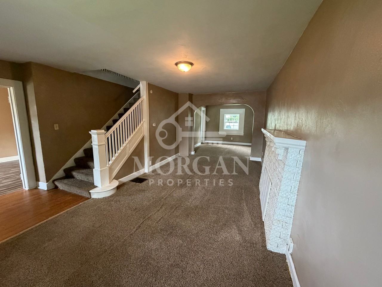 1306 Arrow Ave #1 - Photo 2 of 9