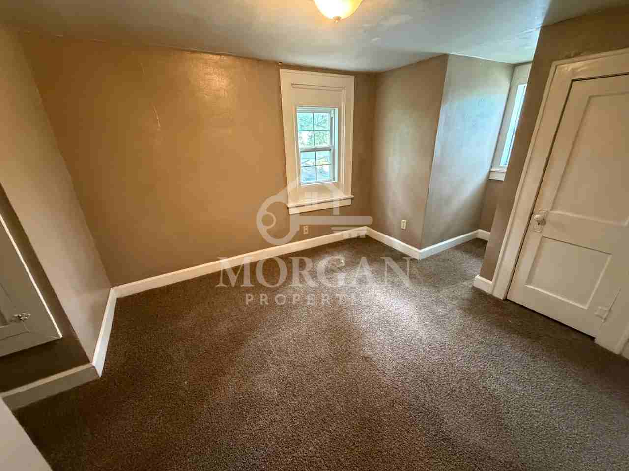 1306 Arrow Ave #1 - Photo 7 of 9