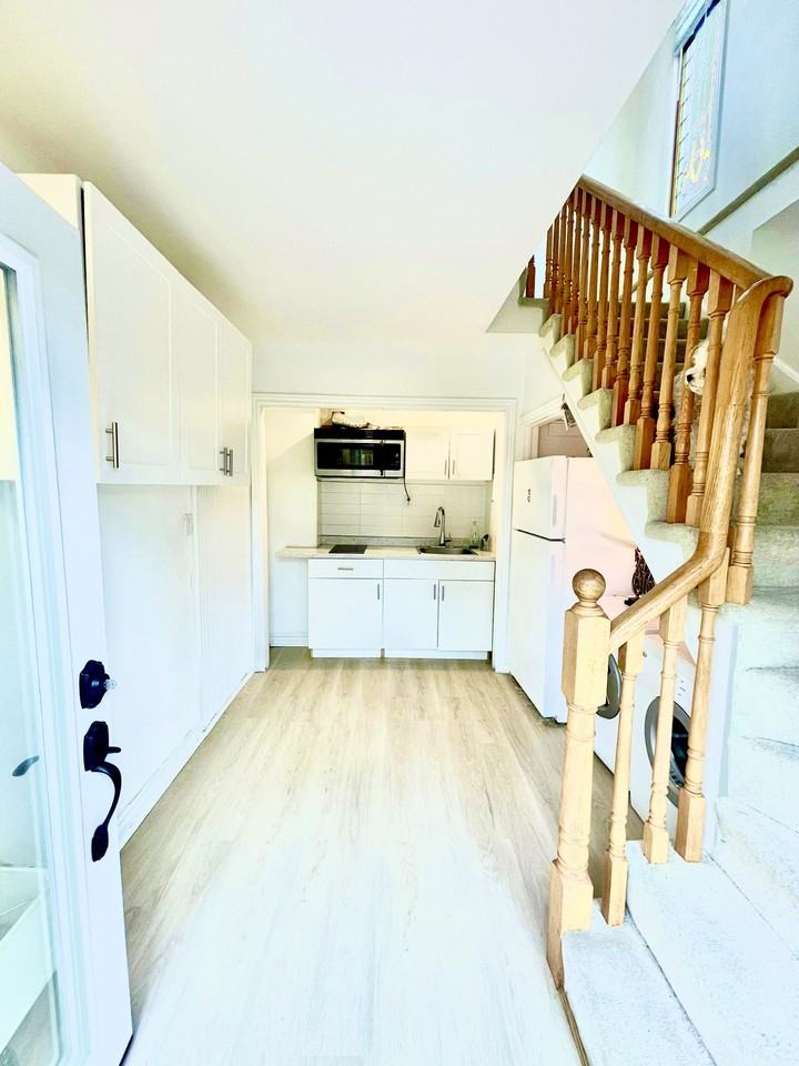 21 Mitre Place - Photo 3 of 16