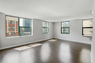 77 W Huron St #2-2 - Photo 1 of 1